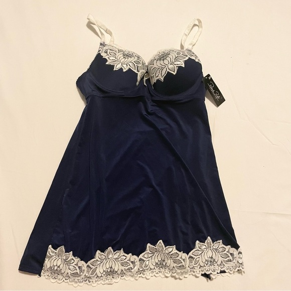 Rene Rofe Lingerie Women’s Size Small - Picture 1 of 16